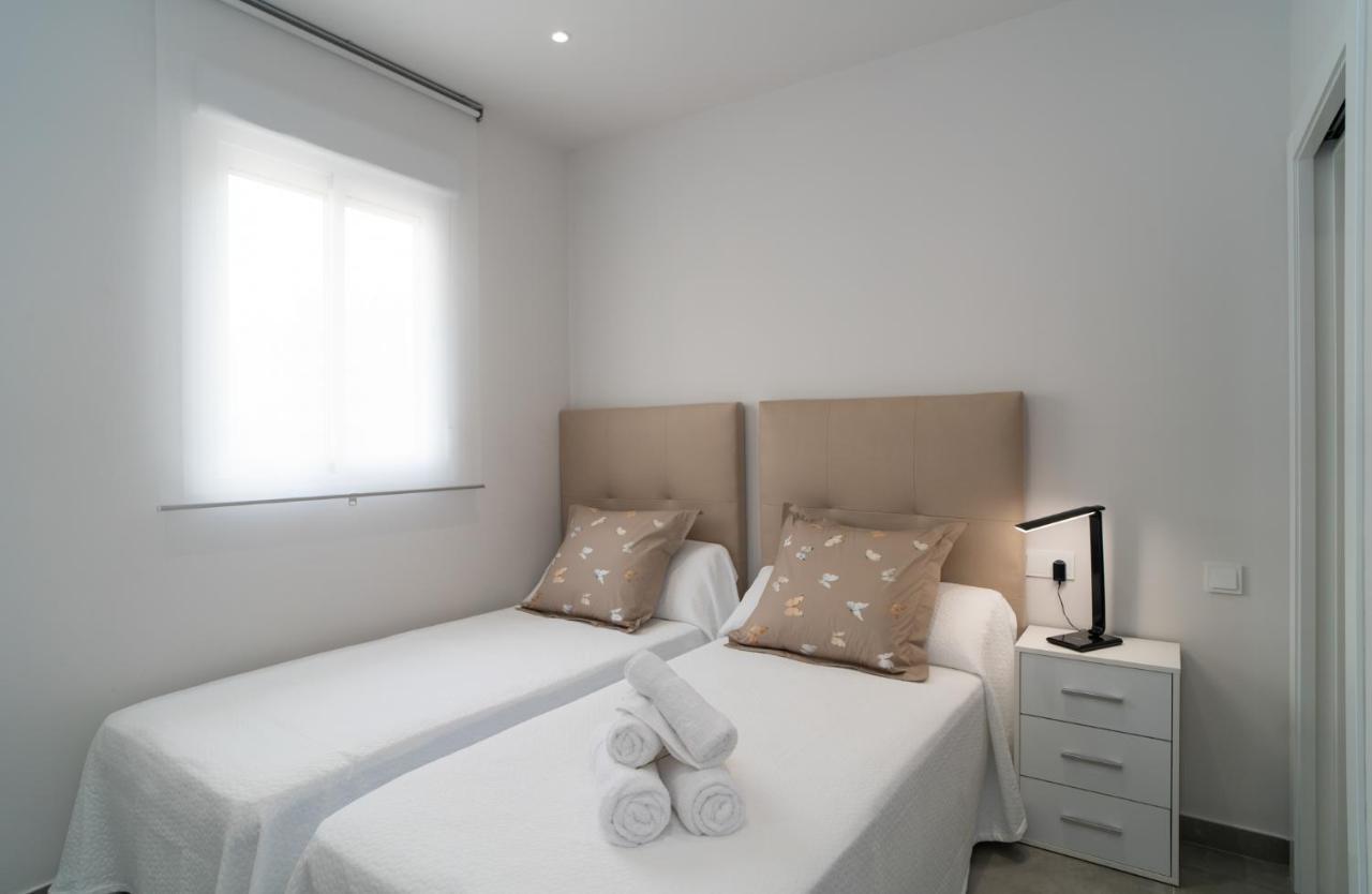 Aac Malaga - Apartamento Con Terraza, Muy Amplio, Totalmente Equipado, Cerca Del Centro Y Nuevo! エクステリア 写真