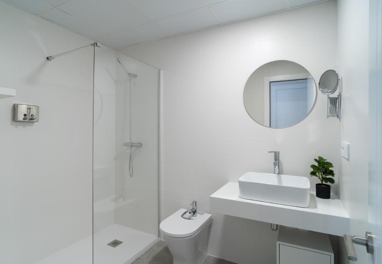 Aac Malaga - Apartamento Con Terraza, Muy Amplio, Totalmente Equipado, Cerca Del Centro Y Nuevo! エクステリア 写真